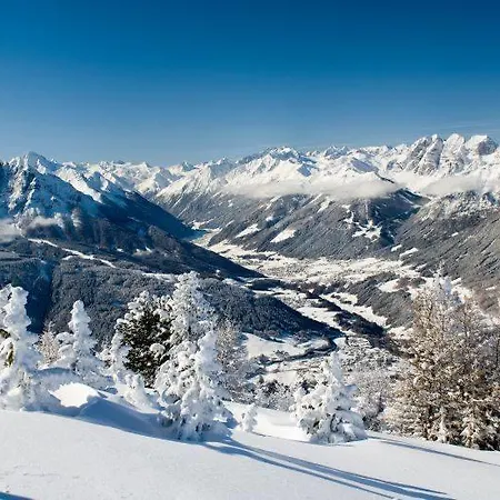 Apart- Gletschergluck Apartment Telfes im Stubai